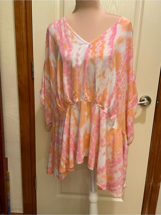 Cato Tops - Cato Flowy V-Neck Tie-Dye Tunic in Pink & Orange 26/28W Sharkbite Hem